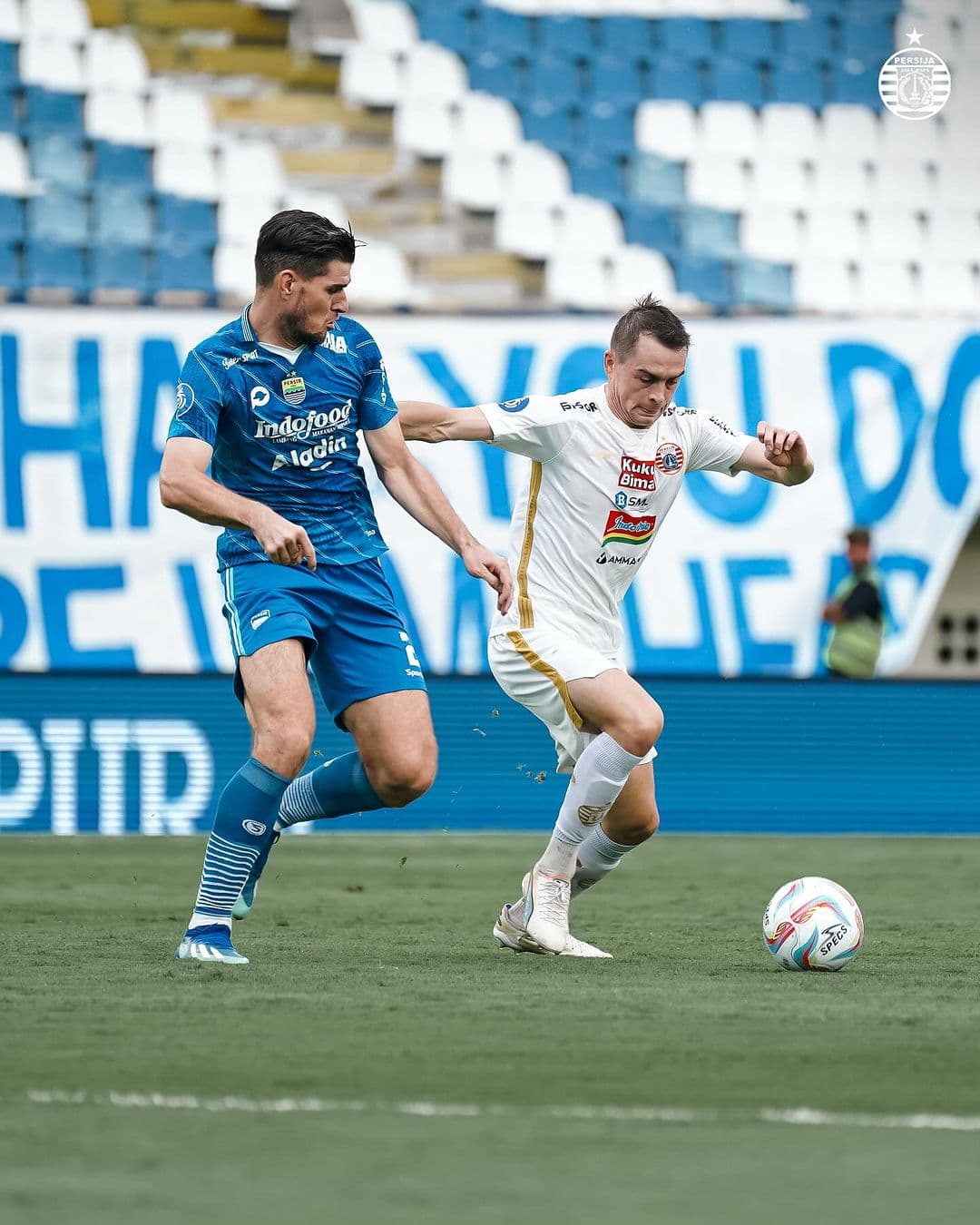 Teknologi VAR Pertama Kali di Liga 1: Siapakah yang Akan Unggul di Gianyar?, Nick Kuippers Bertekad Berikan Hasil Terbaik Untuk Bobotoh