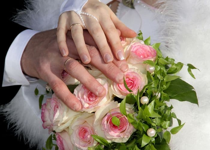 Menghadapi Pertanyaan Kapan Nikah? Saat Lebaran Idul Fitri: 10 Jawaban Cerdas yang Bisa Dipakai Para Jomblo