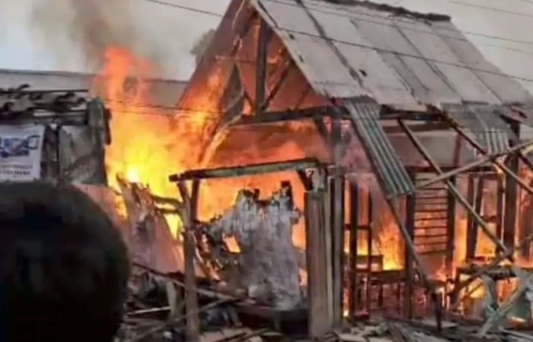 Pasar Gatak Grobogan Kebakaran, 10 Kios Ludes Dilahap Api, Kerugian Capai Rp 50 Juta