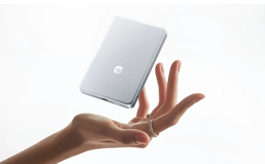 Xiaomi Luncurkan Power Bank Magnetik 10.000mAh 45W, Super Tipis dengan Baterai Silikon-Karbon