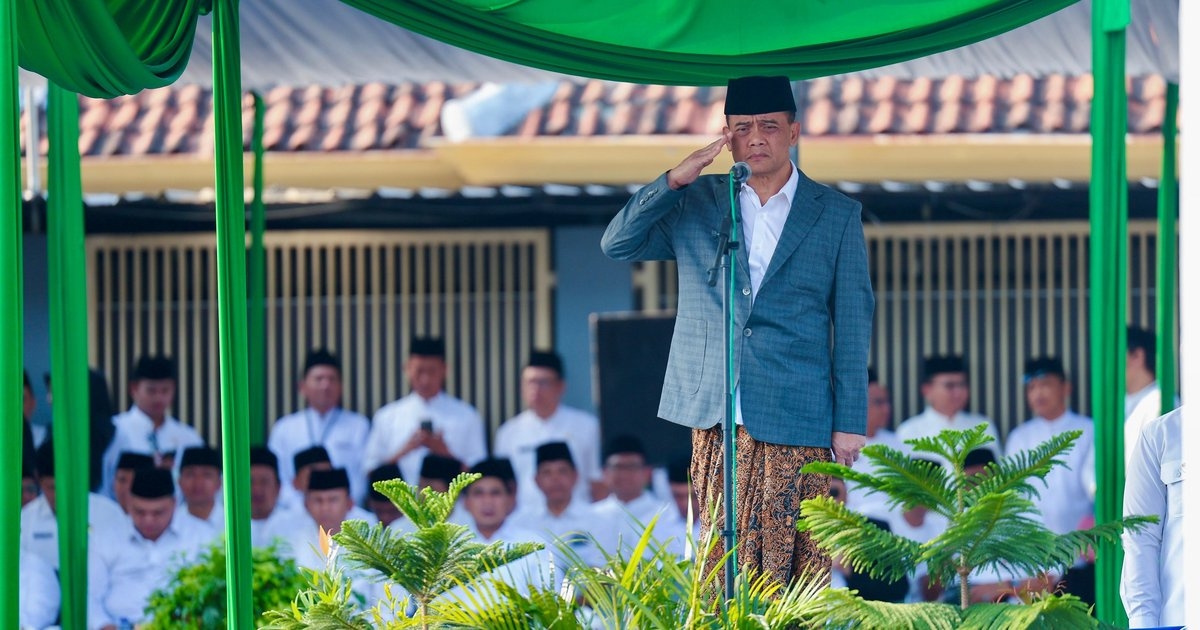 Ahmad Luthfi Ajak 555 Ribu Santri Jateng Jadikan Semangat Resolusi Jihad sebagai Gerakan Pengentasan Kemiskinan