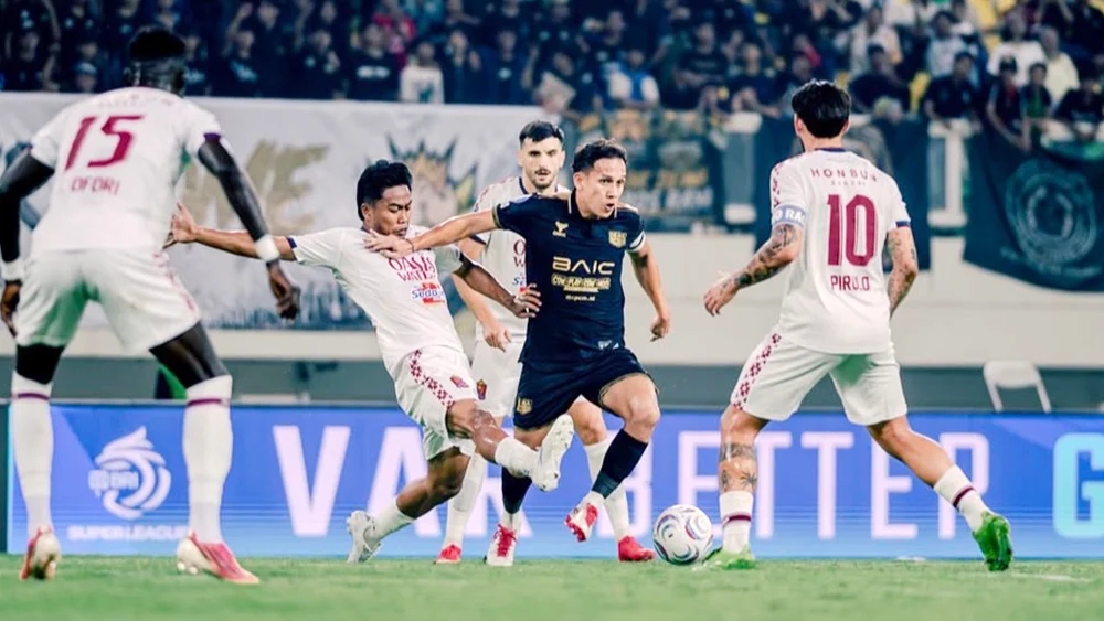 Live Score Arema FC vs Dewa United: Singo Edan Unggul 1-0 di Babak Pertama, Careca Jadi Pembeda