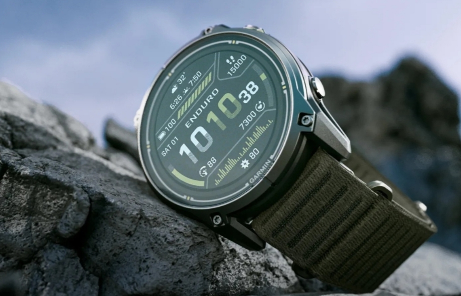 Garmin Enduro 4 Resmi Meluncur, Baterai Tahan hingga 90 Hari dan Bazel Titanium