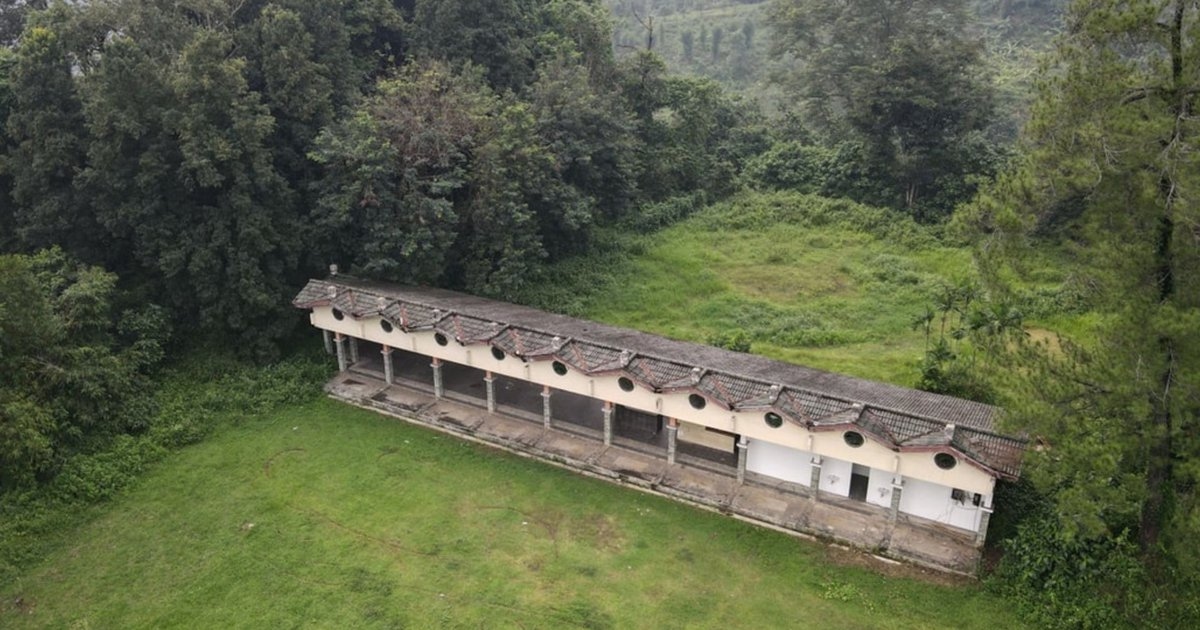 Hutan Penggaron: Tempat Kemah yang Ditinggali Suara Gamelan dan Bangunan Mangkrak