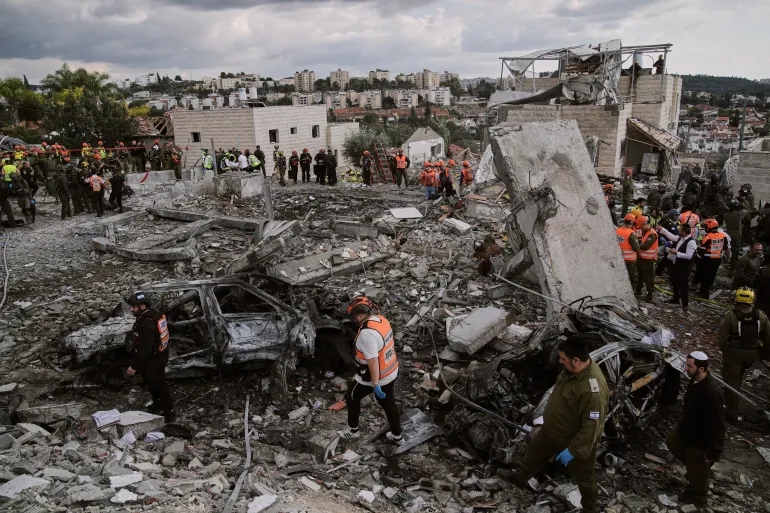 Perang AS - Iran! Rudal Balistik Iran Hantam Beit Shemesh Israel, 9 Tewas 21 Luka; Korban Diperkirakan Terus Bertambah