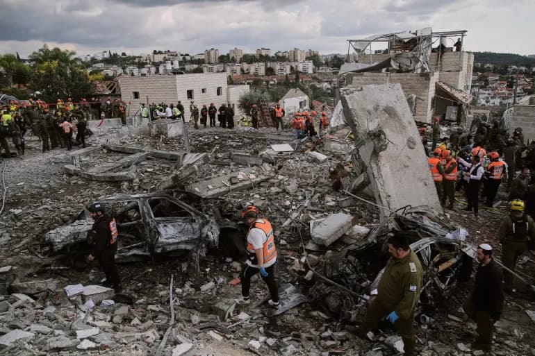 Perang AS - Iran! Rudal Balistik Iran Hantam Beit Shemesh Israel, 9 Tewas 21 Luka; Korban Diperkirakan Terus Bertambah