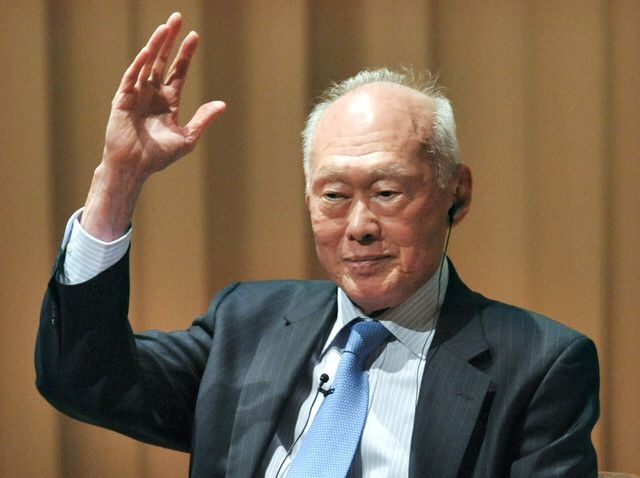 Biografi Lengkap Lee Kuan Yew: Perjalanan Hidup, Kepemimpinan Kontroversial, dan Warisan Abadi