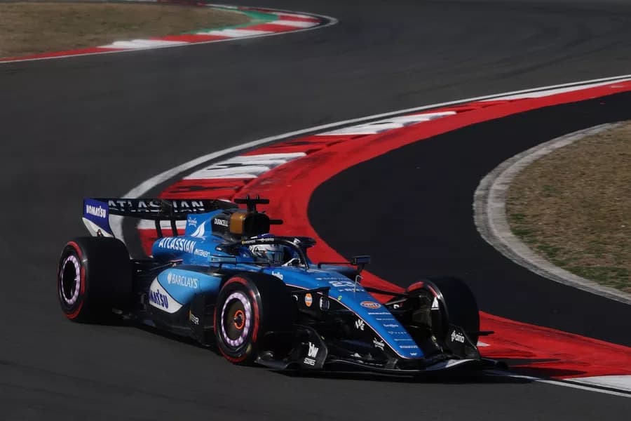 Bencana di Garasi Biru: Williams Tergelincir ke Dasar, Albon Sebut Musim 2026 "Menyakitkan"