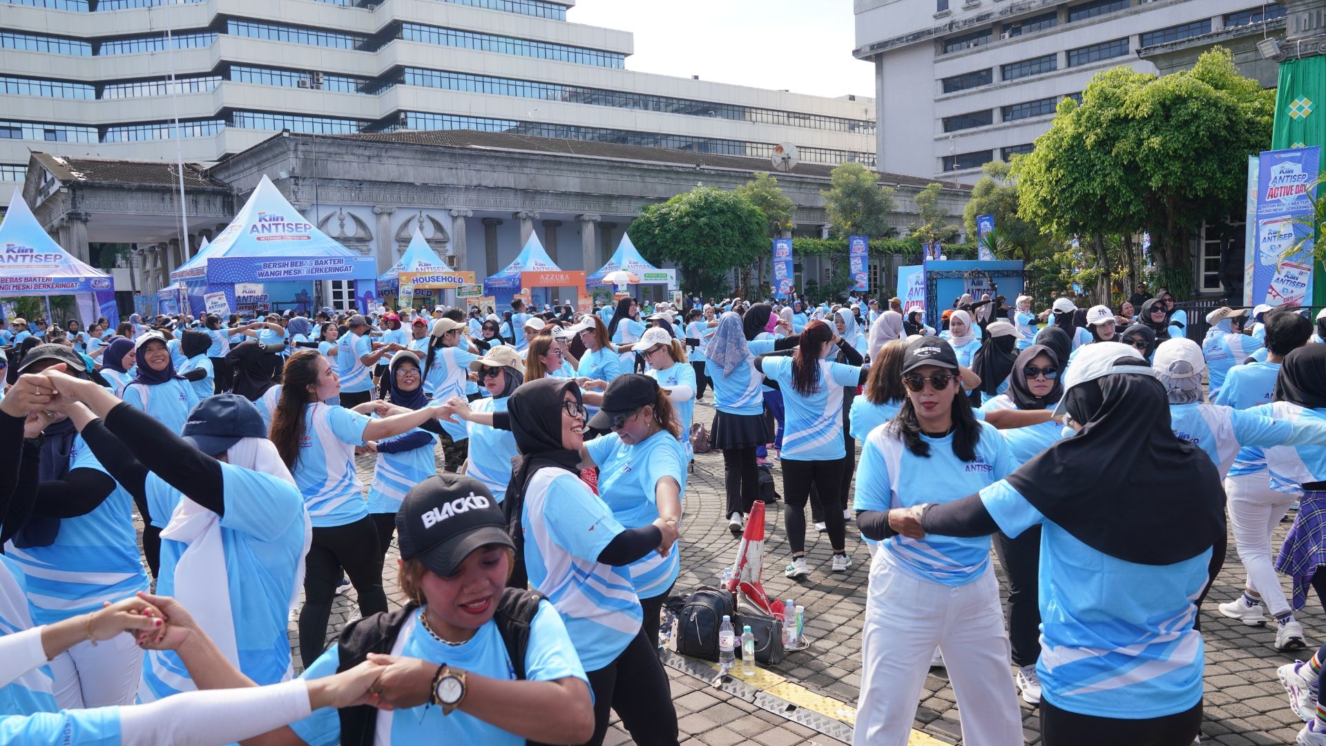 SoKlin Antisep Ajak Ribuan Warga Semarang Hidup Sehat Lewat Active Day