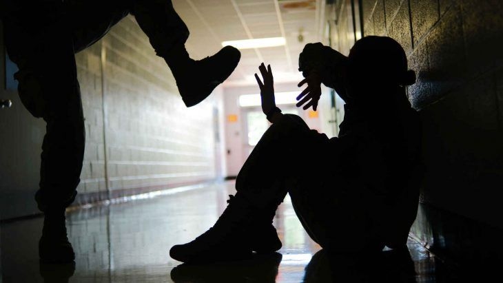 Bukan Sekadar Diam: 7 Ciri Mahasiswa yang Menjadi Korban Kekerasan Seksual di Kampus