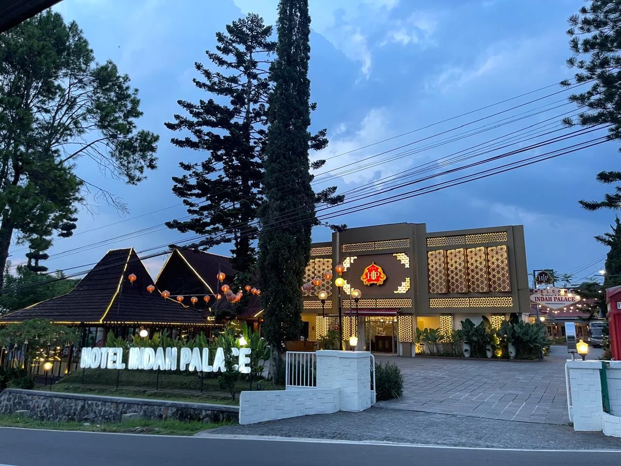 Staycation Asik di Tawangmangu, Ini 4 Hotel Dekat Grojogan Sewu