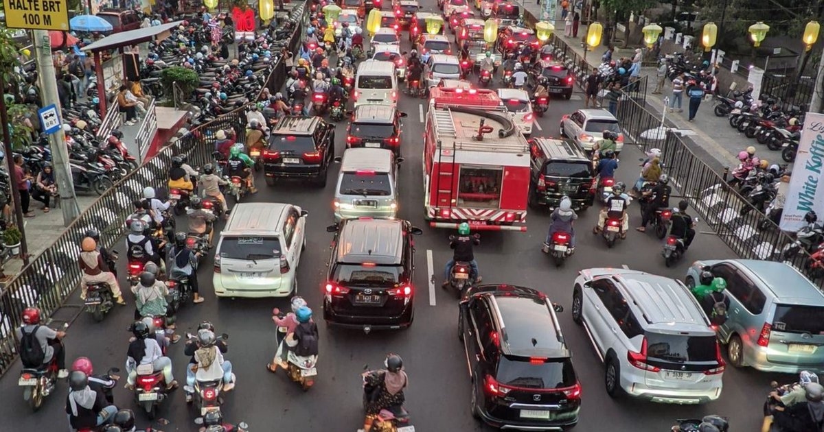 Tips Pagi Anti-Macet: 5 Aplikasi dan Link yang Wajib Kamu Buka Sebelum Nyetir