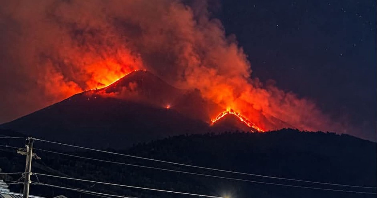 Daftar Gunung Terbakar Dalam 24 Jam Terakhir Hingga Senin 19 Oktober 2026: Dari Bromo sampai Latimojong