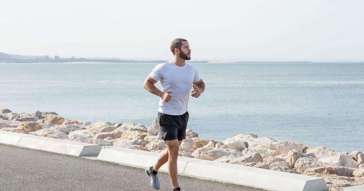 Dari Senin sampai Sabtu: Jadwal Latihan Tapering yang Bikin Kaki Segar, Bukan Kaku