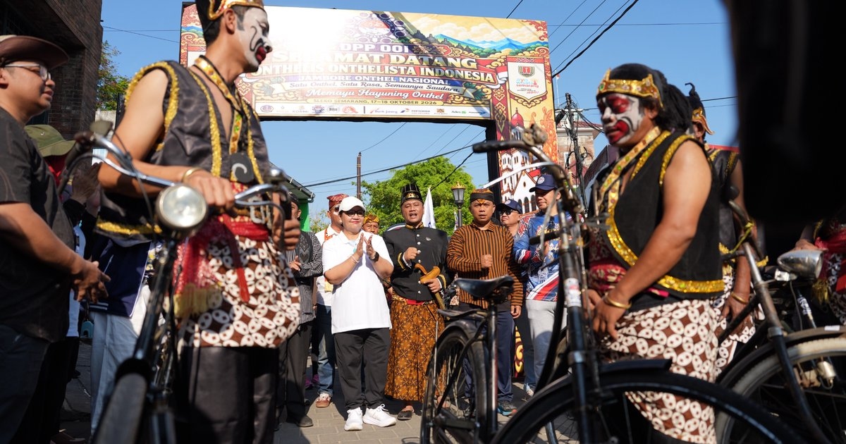 Jambore Onthel di Titik 0 KM, Wali Kota Semarang Agustina Ajak Komunitas Rawat Budaya dan Gerakkan Ekonomi
