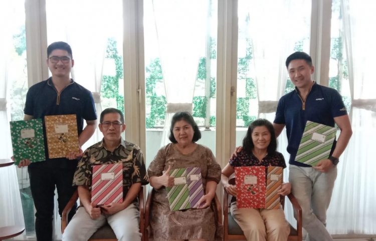 Sejarah PT Sinar Dunia, Kisah Inspiratif Pendiri Perusahaan Buku Terkemuka di Indonesia