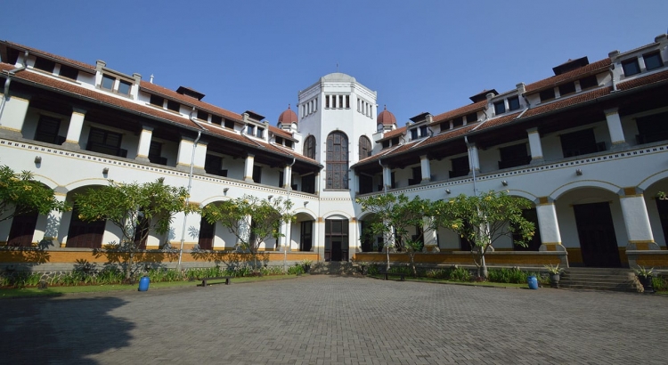 Pesta Spektakuler Tahun Baru 2024 di Lawang Sewu: Hiburan, Kuliner, dan Kembang Api