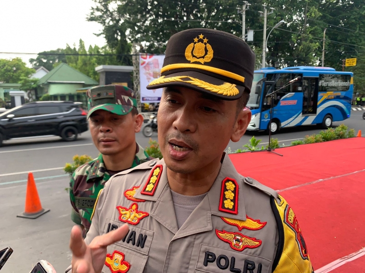 Polrestabes Semarang Tetapkan Lima Tersangka dalam Kasus Pengiriman Ratusan Anjing