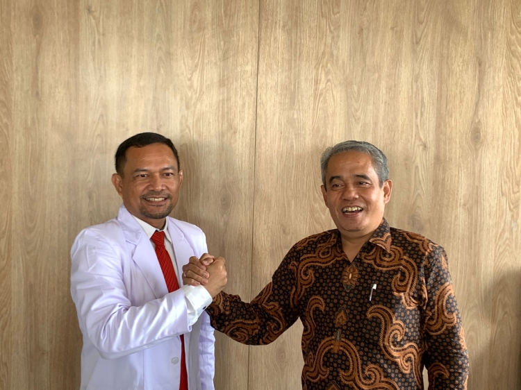 SCU Gelar Sertijab Fakultas Kedokteran, Rektor: Cetak Lulusan Unggul dan Humanis