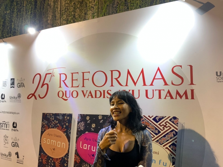 “25 Tahun Reformasi, Quo Vadis Ayu Utami” Diskusi Buku Bersama Ayu Utami