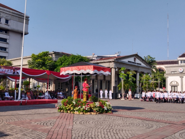 Mbak Ita Sampaikan Hidup Rukun Saat Upacara Hari Pancasila