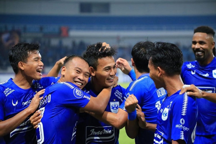 Hormati Dua Pemain Ini, PSIS Semarang Pensiunkan Nomor Punggung 9 dan 22