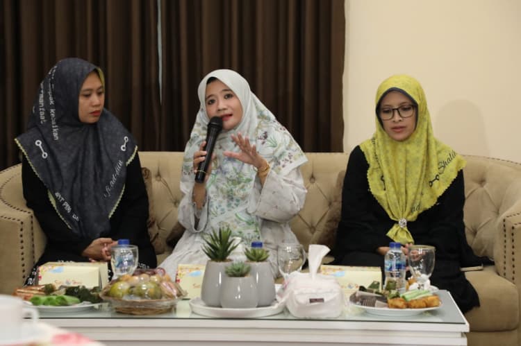 Nawal Arafah Yasin Libatkan LBH dan Sistem Pelaporan Berempati Dalam Mencegah Bullying di Pondok Pesantren