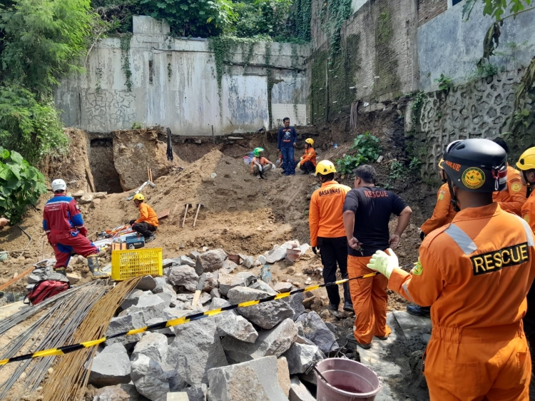 Longsor di Petungkriyono Pekalongan, Pemkab Lakukan Evakuasi dan Mencari Korban Hilang