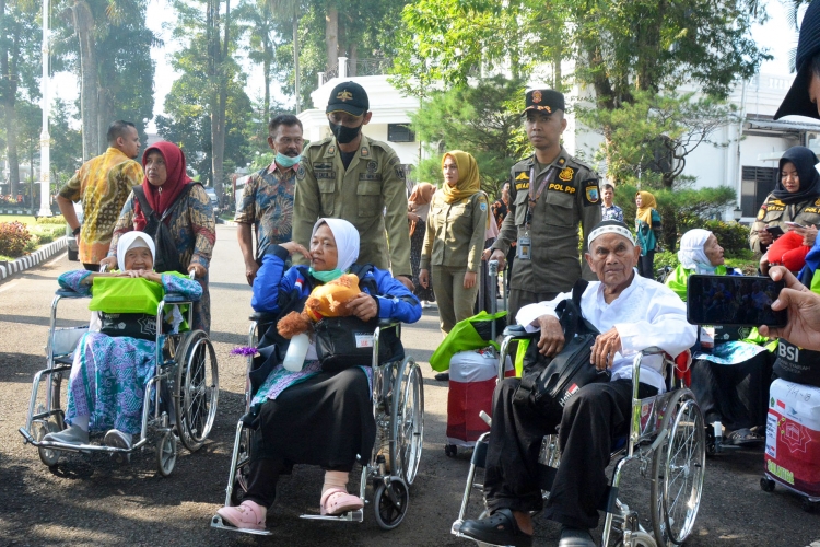 Usulan Pemerintah: Biaya Penyelenggaraan Ibadah Haji 1445 H/2024 M Sebesar Rp105 Juta per Jamaah