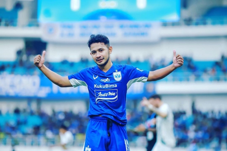 Gelandang Gian Zola Gagal Reunian dengan Sang Adik di Laga PSIS vs Persib, Ini Penyebabnya