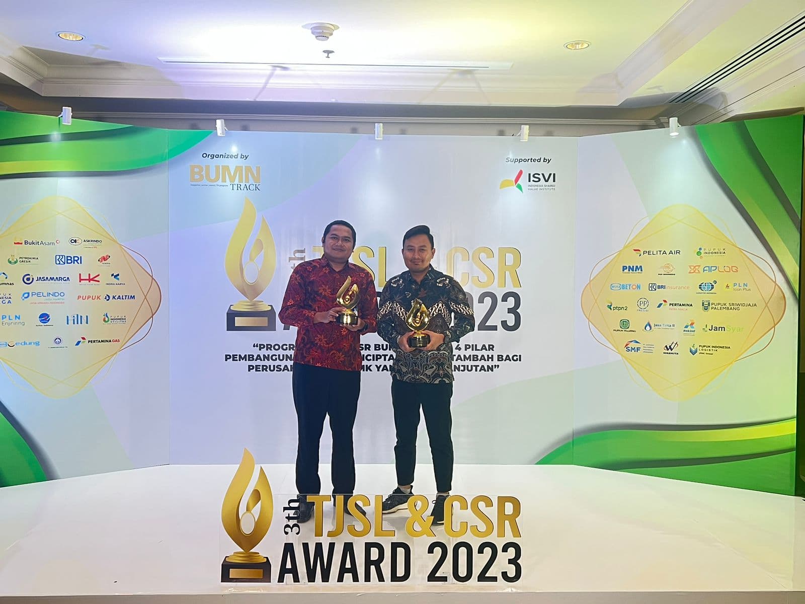 Ajang TJSL - CSR Award 2023, Pertamina Patra Niaga RJBT Raih Penghargaan Platinum dan Gold