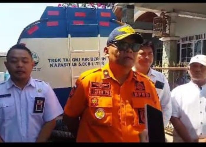 BPBD Kota Semarang Salurkan Air Bersih, Antisipasi Dampak El Nino