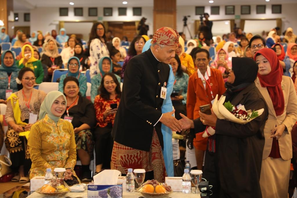 Ganjar Bicara Peran Politik Perempuan pada Kongres Perempuan Nasional
