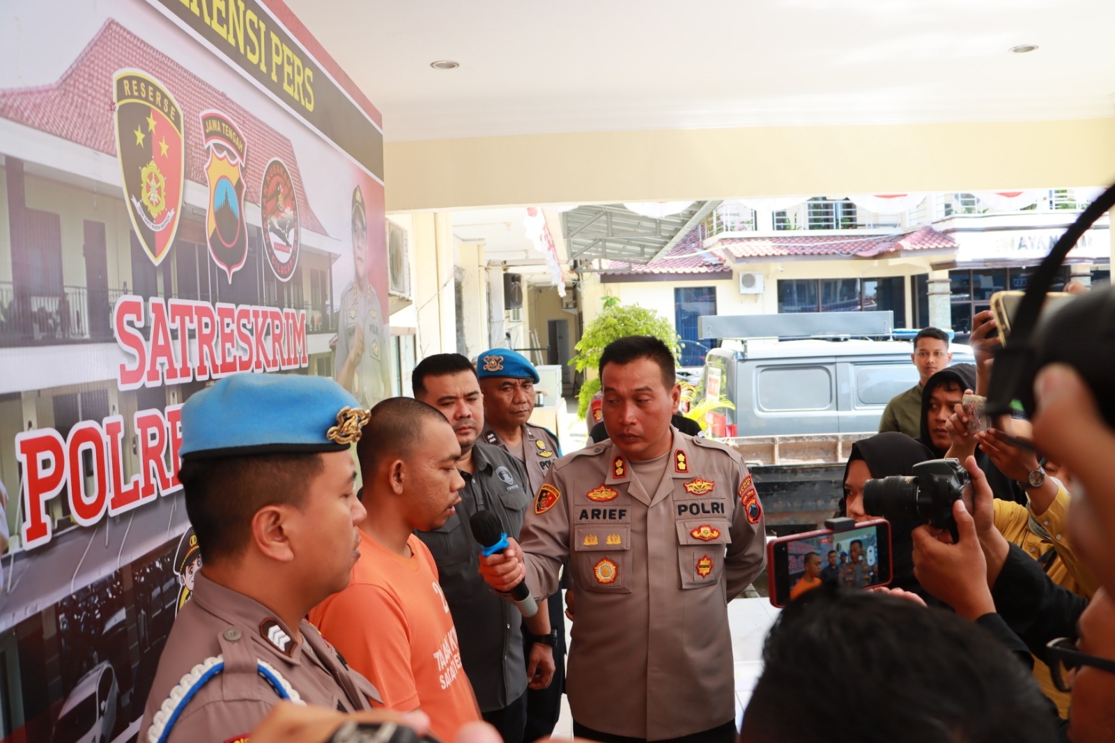 Polresta Cilacap Amankan Penambang Ilegal di Desa Ayamalas