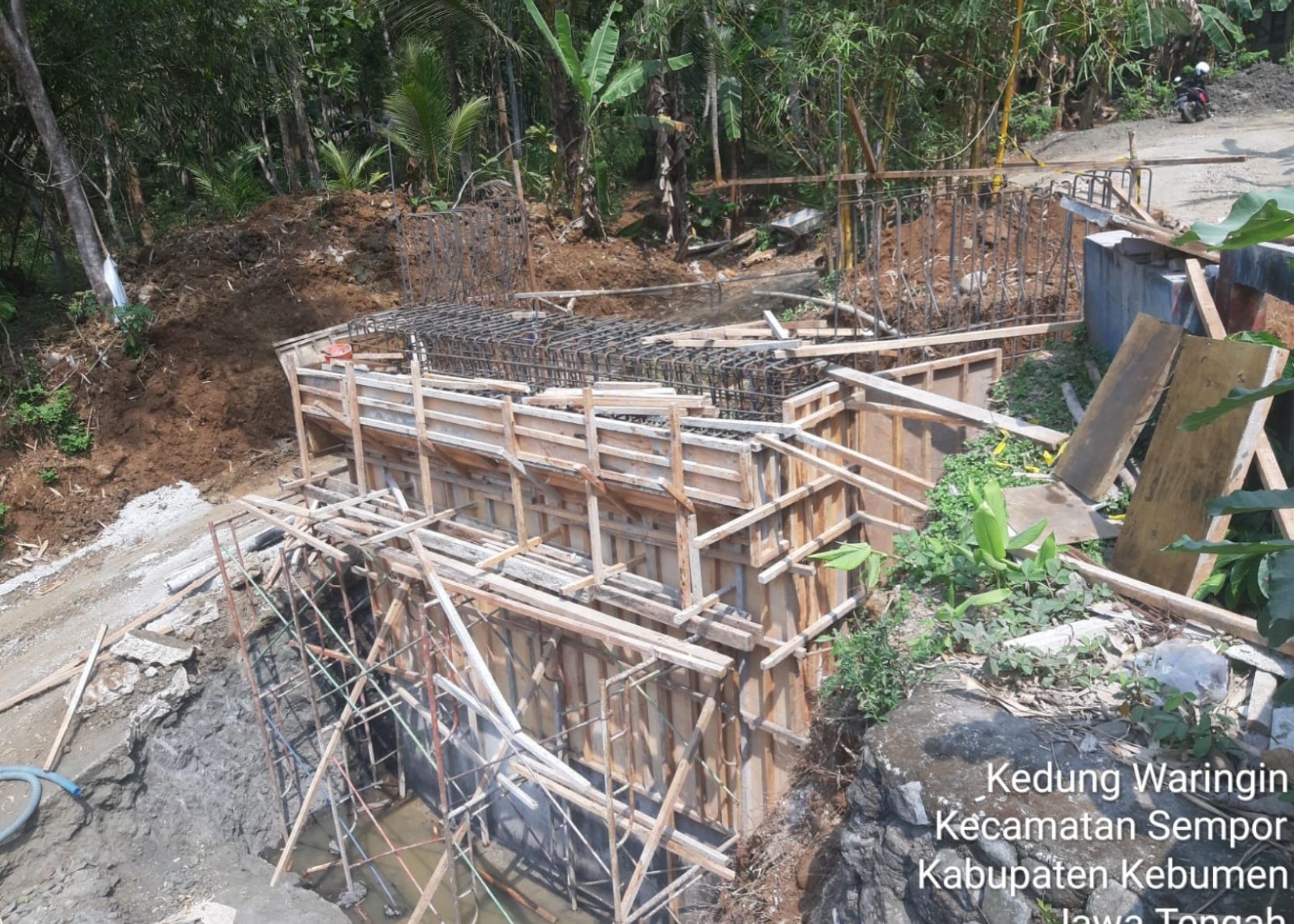 Siapkan Anggaran 77 Milyar, Pemkab Kebumen Terus Lakukan Pembangunan Jalan dan Jembatan