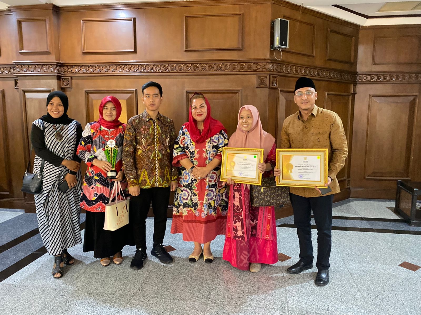 Baznas Kota Semarang Sabet Dua Penghargaan Baznas Jateng Award 2023