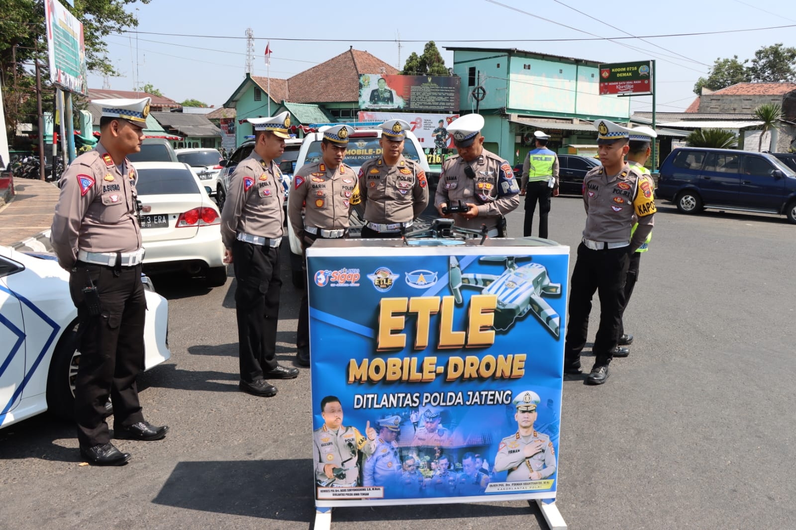 Operasi Zebra Candi, Polda Jateng dan Satlantas Polres Demak Sosialisasi ETLE Berbasis Drone
