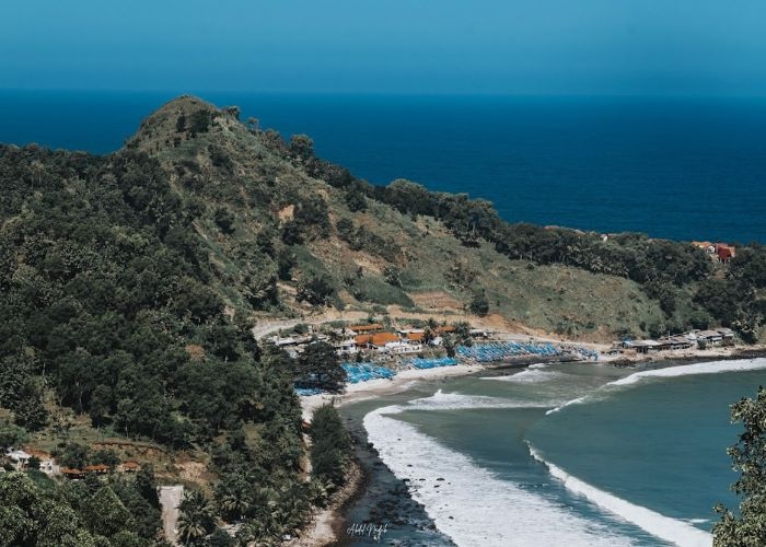 Pitris Ocean View, Lokasi Wisata untuk Menikmati Indahnya Biru Samudera