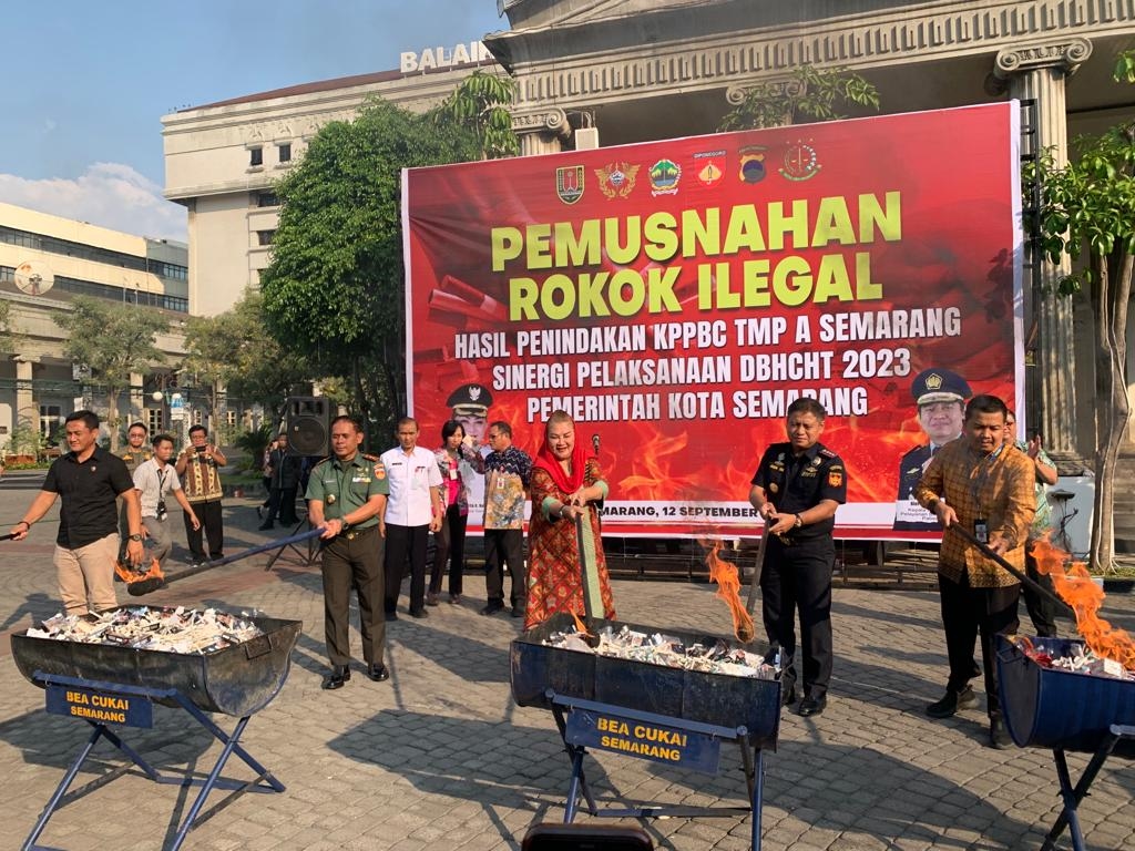 Walikota Semarang Tegaskan Rokok Ilegal Rugikan Negara