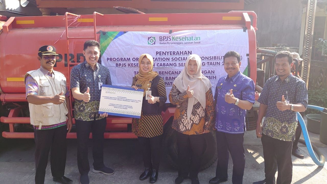 BPJS Kesehatan Cabang Semarang Salurkan 150 Ribu Liter Air ke Sejumlah Desa di Kabupaten Demak