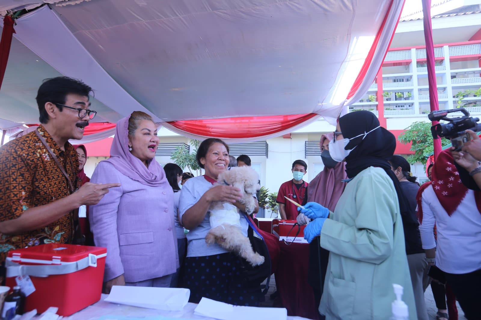 Peringati Hari Rabies Se-dunia, Pemkot Semarang Lakukan Vaksinasi Rabies Anjing dan Kucing