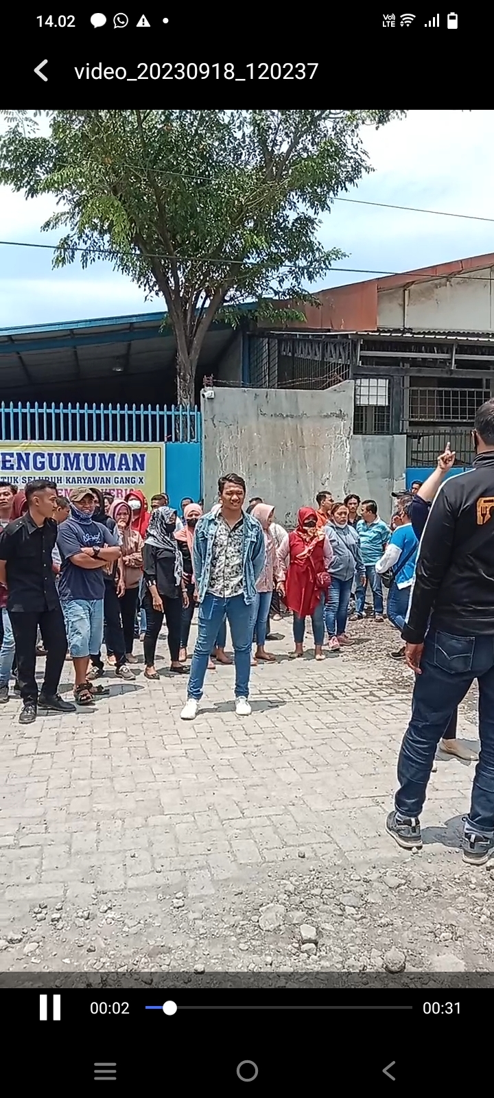 Buntut Konfilik RUPS LB PT Sinar Dunia, 400 Buruh Mengamuk Gara-gara Pintu Gerbang Pabrik Dikunci Sepihak