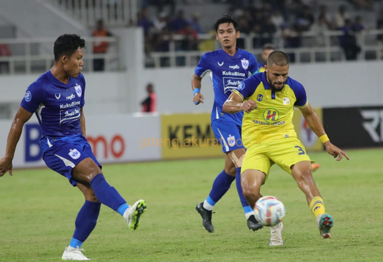 Gol Tunggal Fortes Menangkan PSIS atas Barito Putera