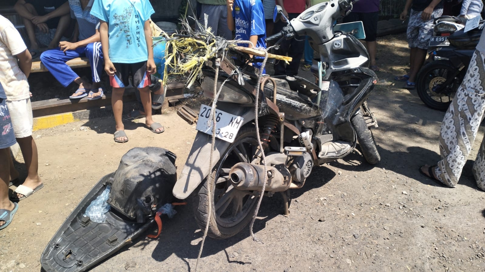 Kecelakaan Kereta Api di Perlintasan Jerakah Semarang, Seorang Pengendara Sepeda Motor Tewas