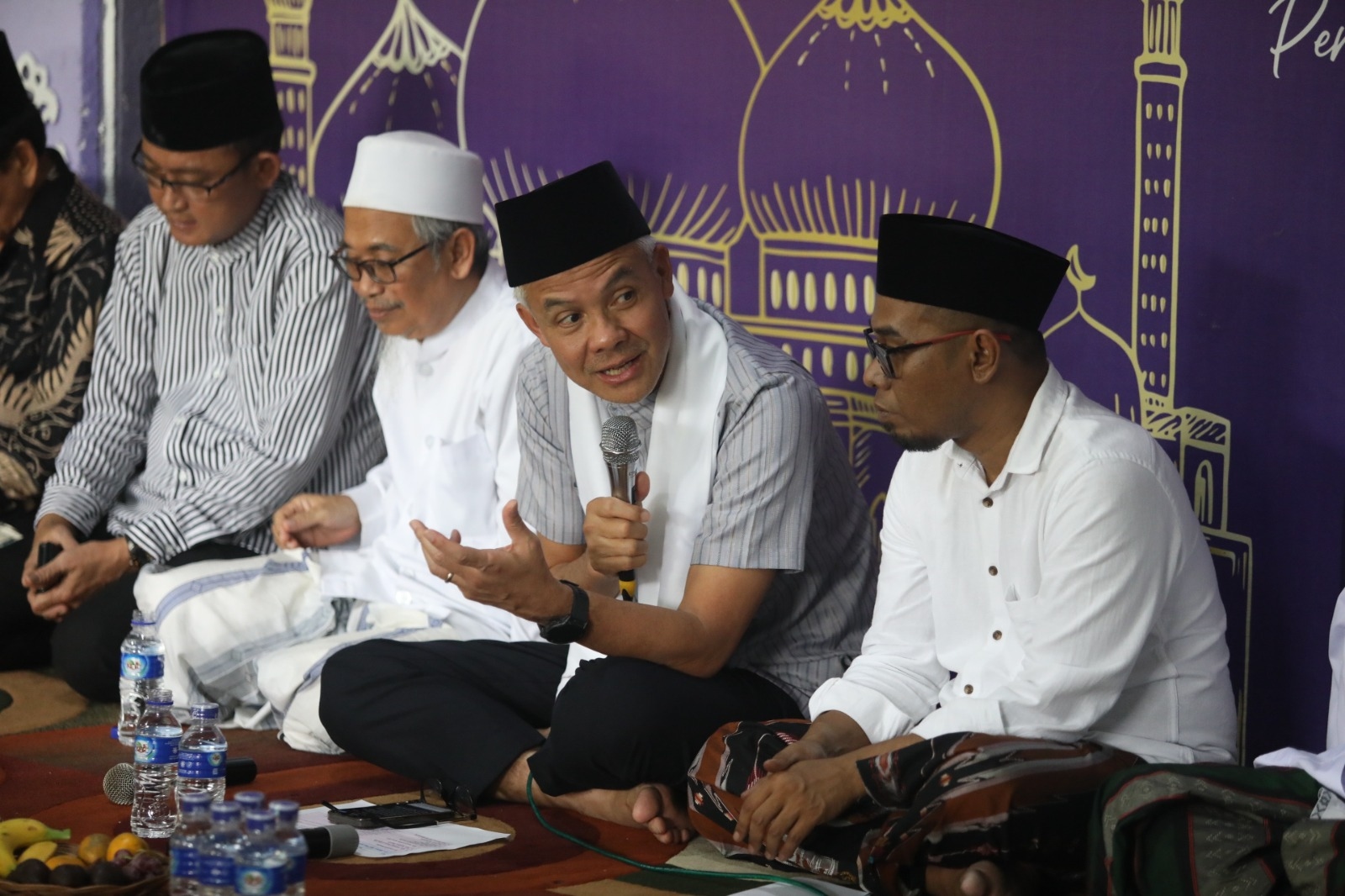 Ganjar Timba Ilmu ke Tokoh Lintas Agama
