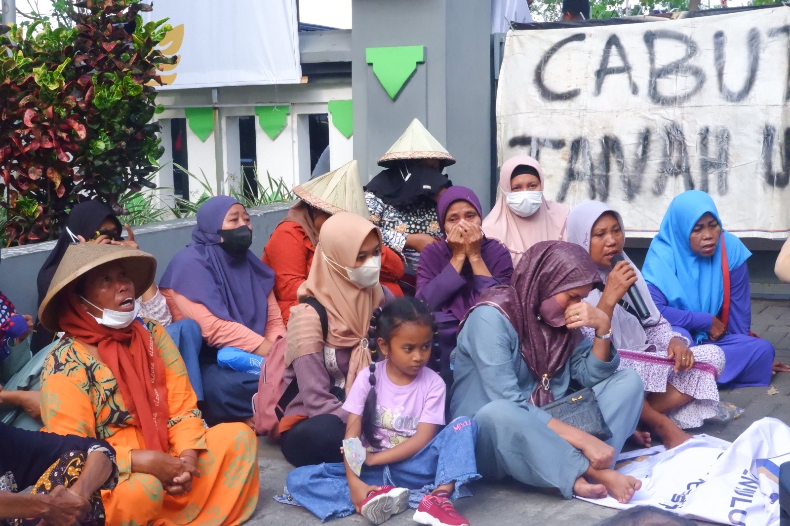 Lakukan Aksi Damai, Warga Pundenrejo Pati Tuntut Hak Pengembalian Tanah HGB PT LPI