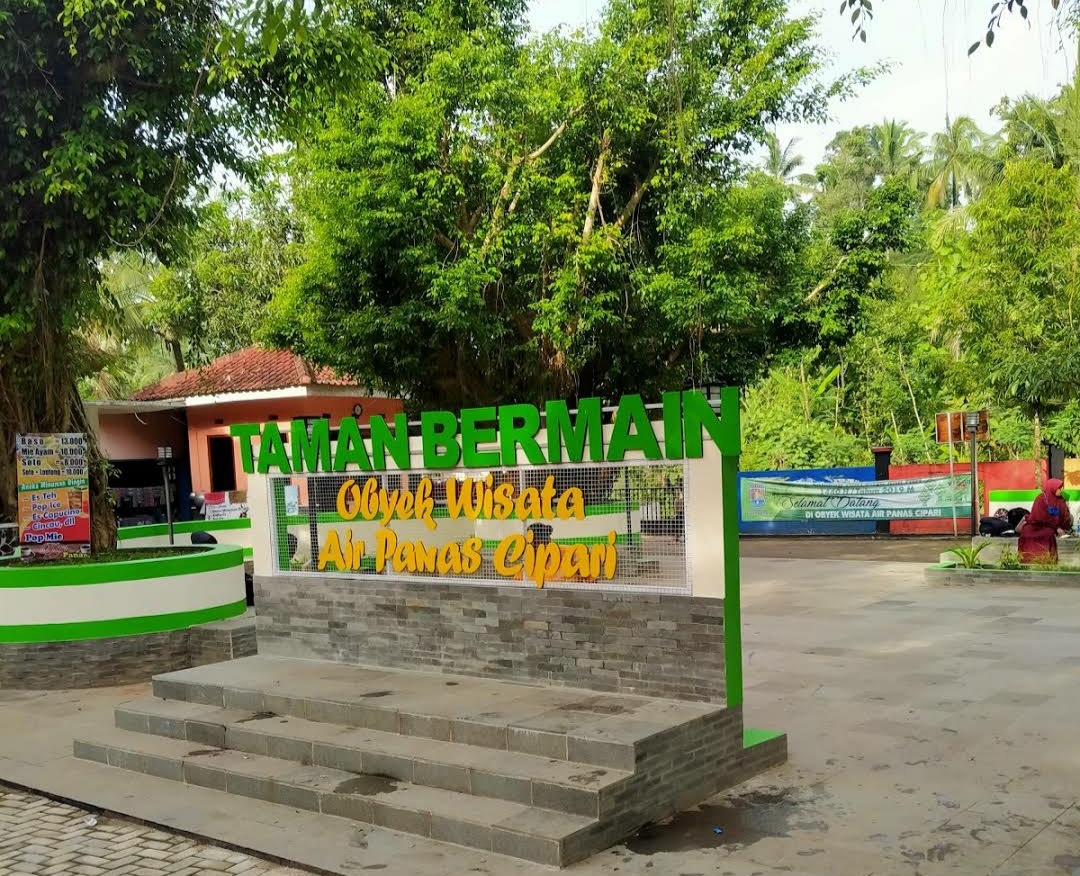 Badan Lelah Setelah Bekerja Rasanya Pas Buat Berendam di Pemandian Air Panas Cipari Cilacap