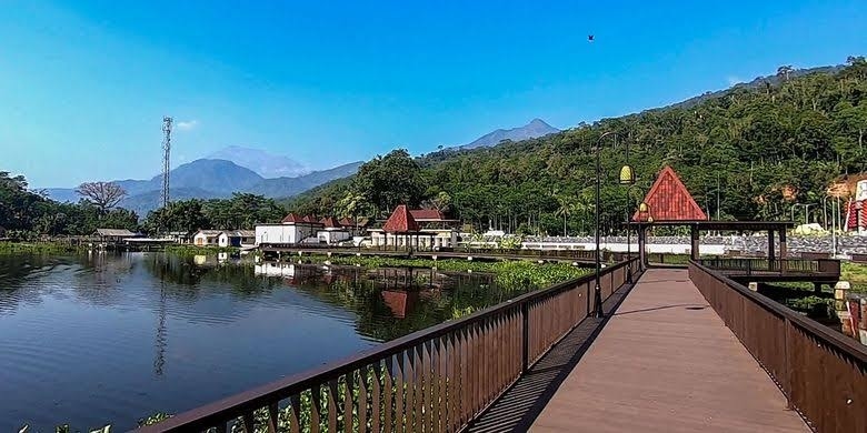 Obyek Wisata Bukit Cinta, Cerita Seputar Mitos dan Keindahan Alam yang Menjadi Daya Tarik Wisatawan