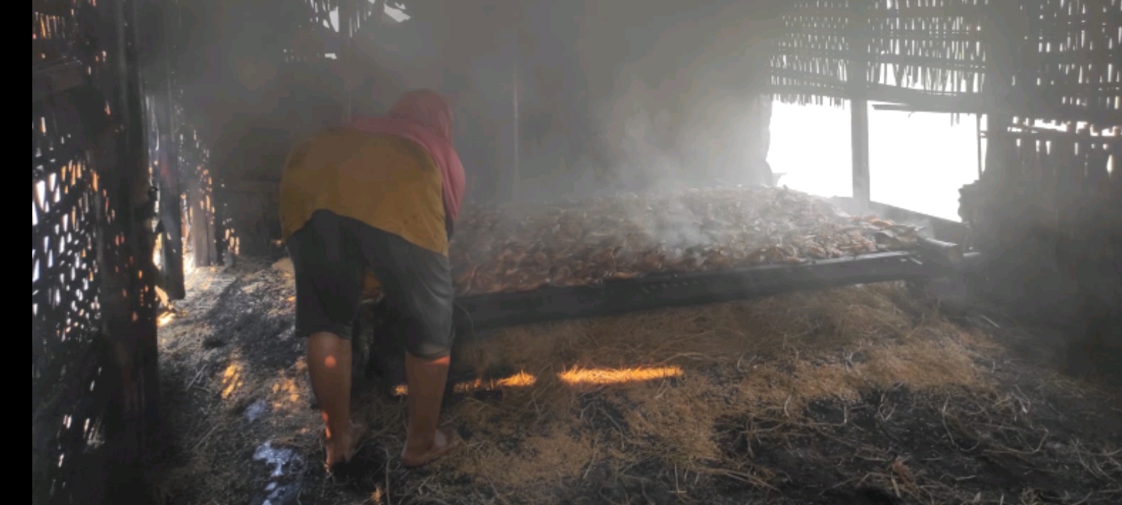 Unik, Manfaatkan Jerami untuk Pengasapan Ikan Nila Memiliki Cita Rasa Gurih
