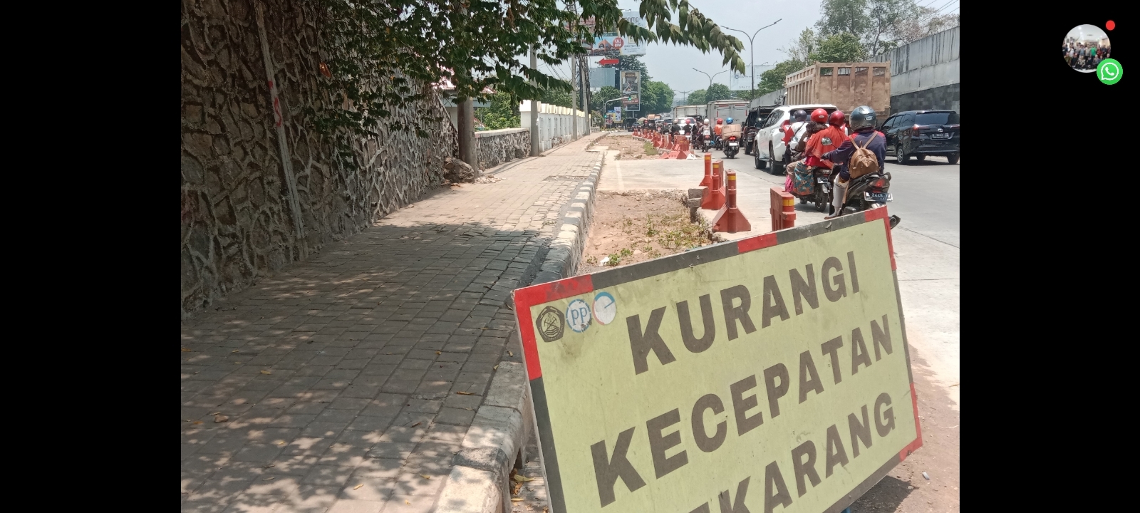 Warga Takut Kecelakaan di Jl Siliwangi-Hanoman Akibat Lubang Besar Bekas Proyek Pipa Gas Cirebon Semarang